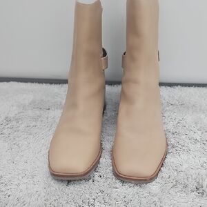 Via Spiga Tan Ankle Boots